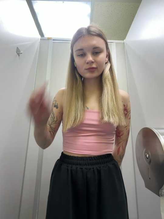 -MiaKitty cam recording