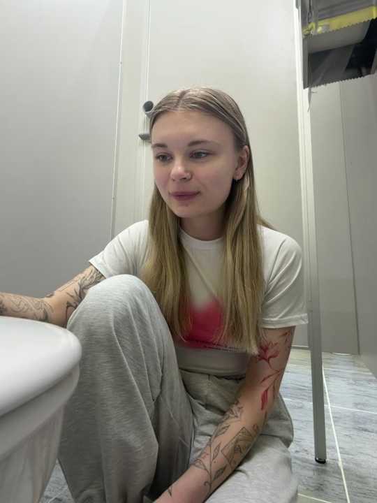 -MiaKitty