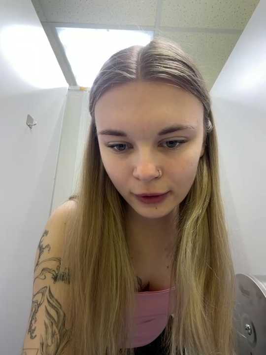 -MiaKitty cam recording