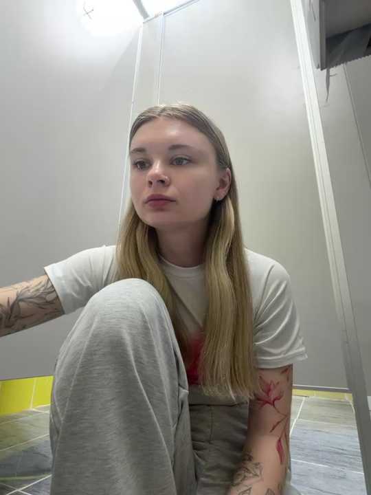 -MiaKitty