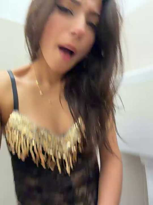 -_MiaQueen_- Stripchat recording – Oct 23, 2026