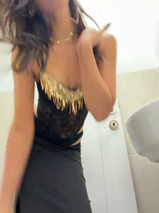-_MiaQueen_- Stripchat recording – Oct 23, 2026
