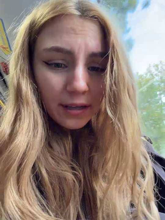 -stray-cat- Stripchat recording – Oct 15, 2026