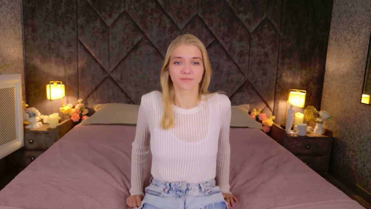 4example_Chloe cam recording