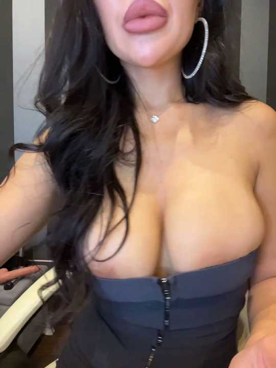 ANGELIKA7741