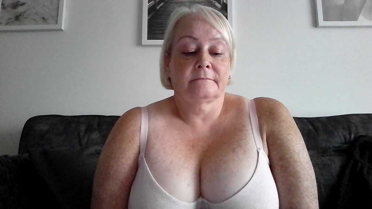 ANNIE_XXXUK cam recording