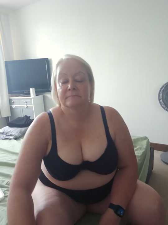 ANNIE_XXXUK
