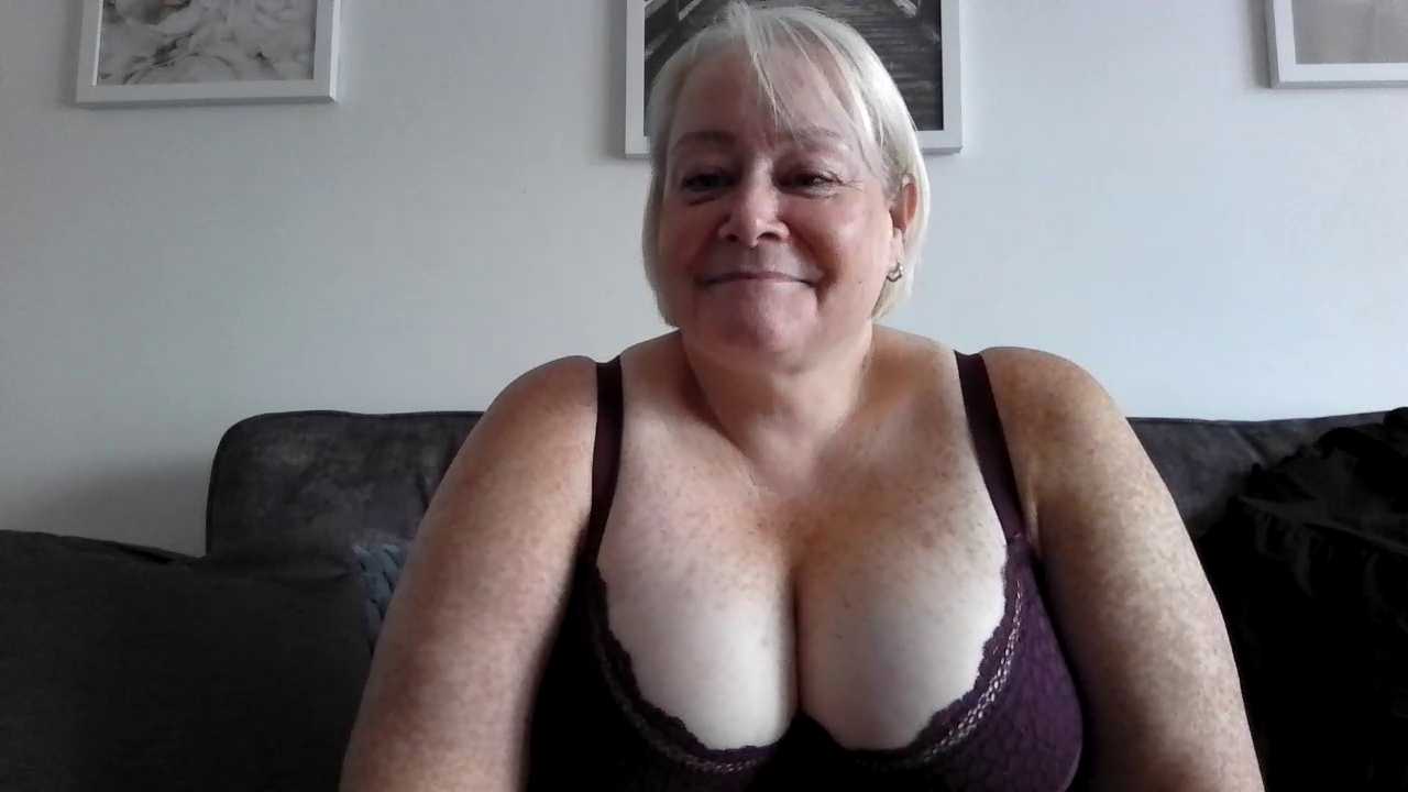 ANNIE_XXXUK cam recording