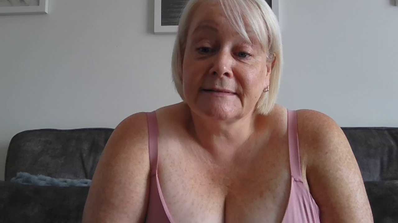 ANNIE_XXXUK