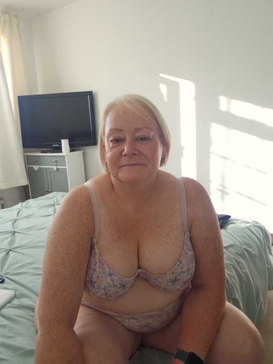 ANNIE_XXXUK