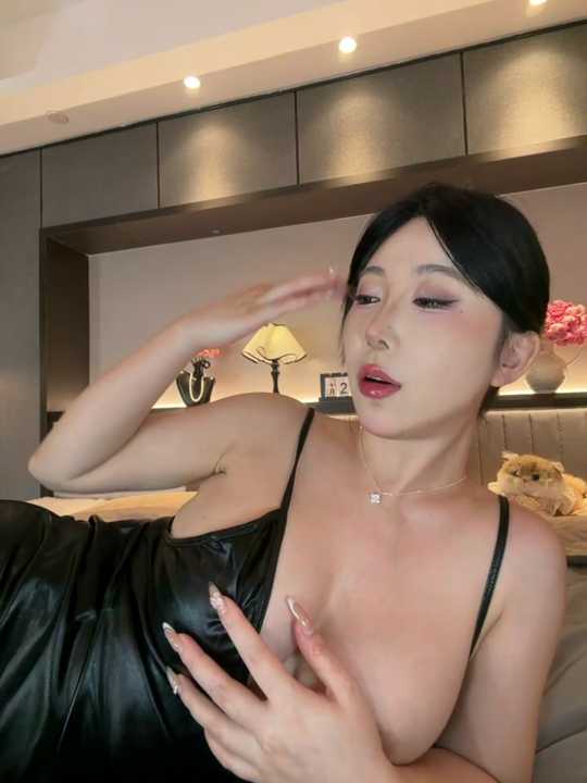 AYW-21 Stripchat recording – Oct 29, 2026