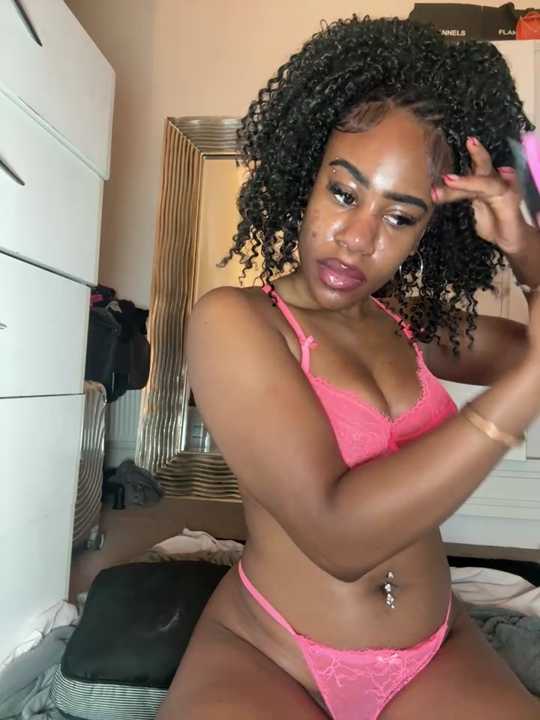AaliyahBlackxox cam recording