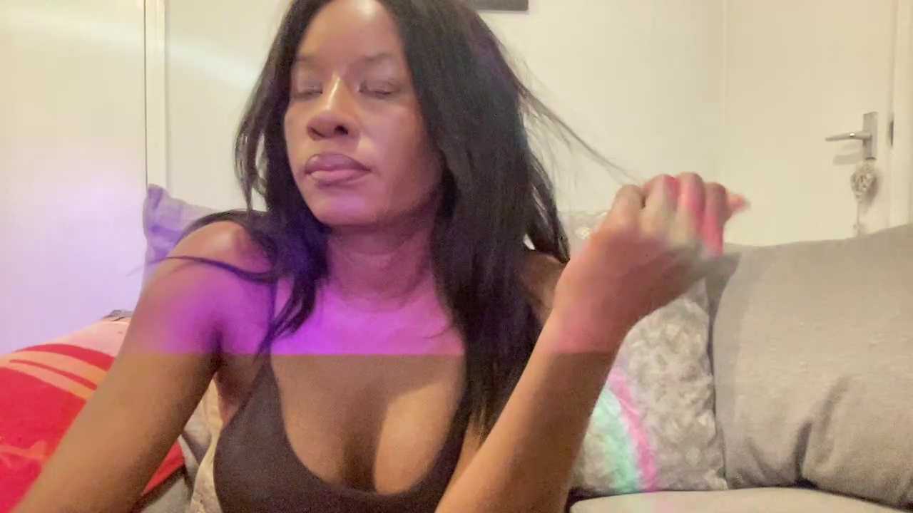 Addictive-GoddessZuri cam recording