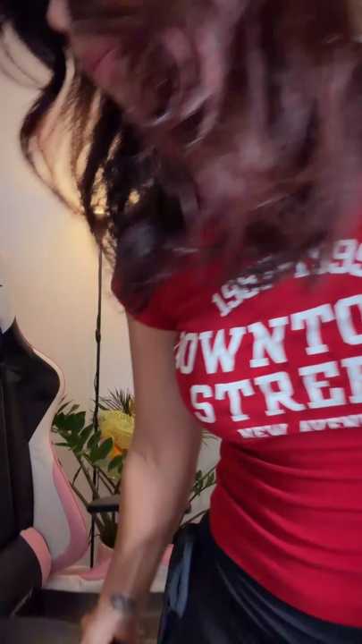 Adriennesexxx cam recording