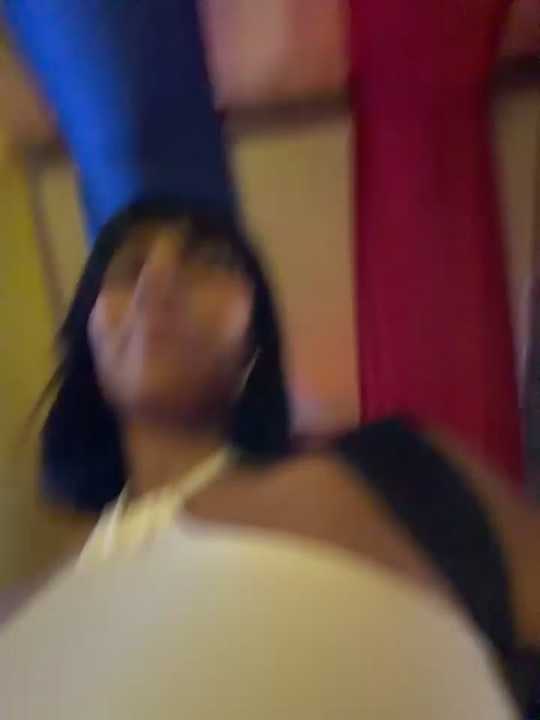 AlaiaStearling_ cam recording