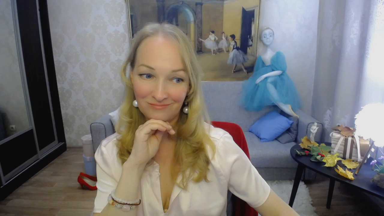 Alana_Solara