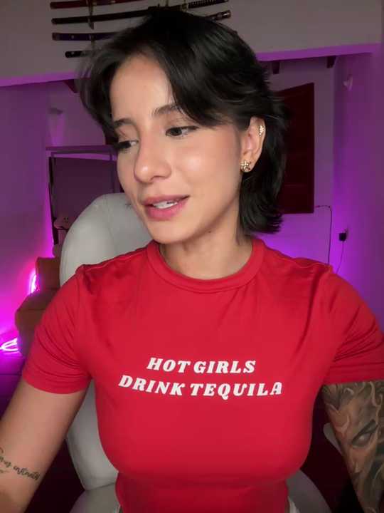 Ale_Lewis cam recording