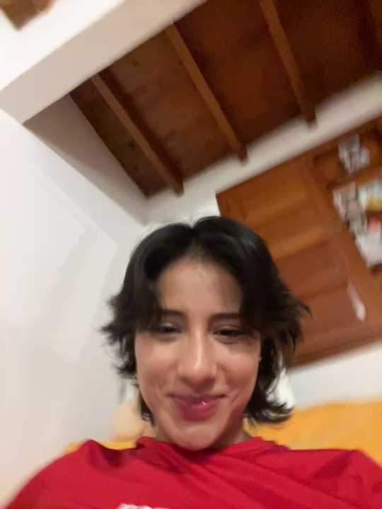 Ale_Lewis cam recording