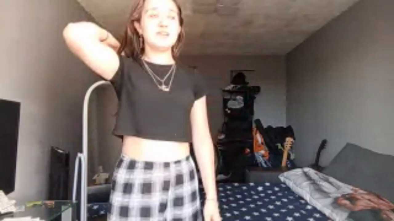 AlessandraToth Stripchat recording – Oct 24, 2026