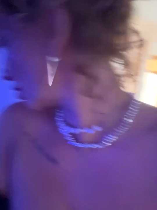 AlexaVee_ cam recording