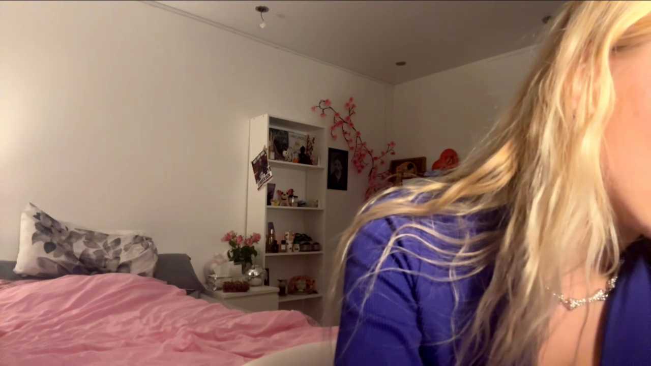 Alicekittyy cam recording