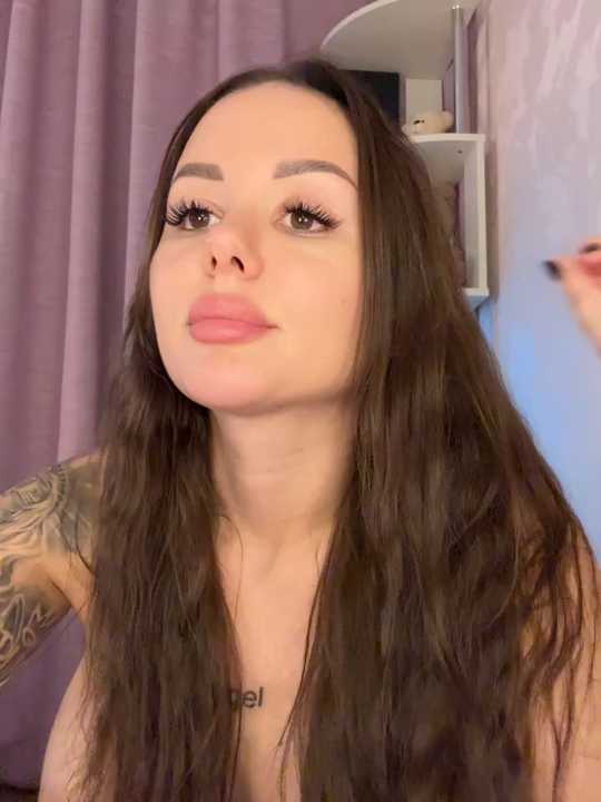 Alina_Vibe_Me cam recording