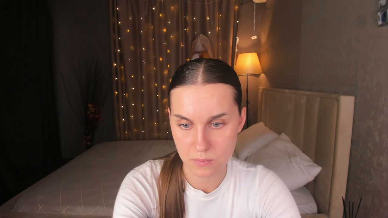 Alison_Bell cam recording