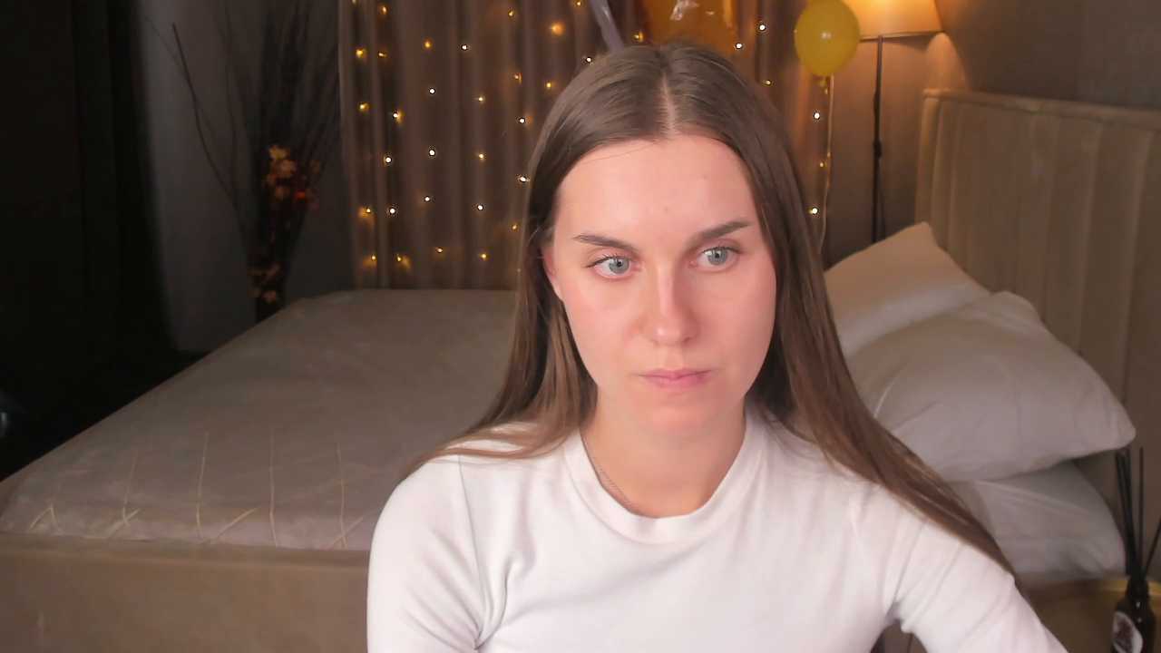 Alison_Bell cam recording