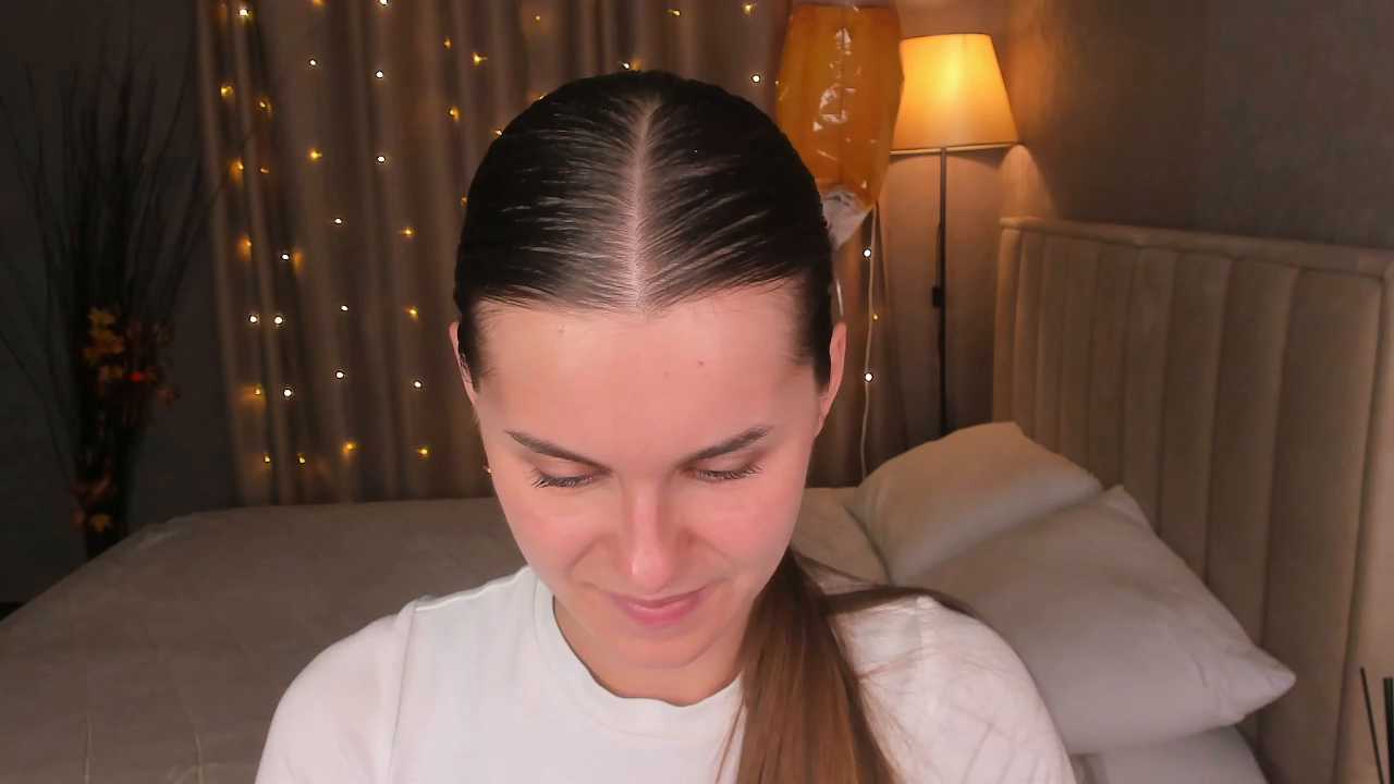 Alison_Bell cam recording