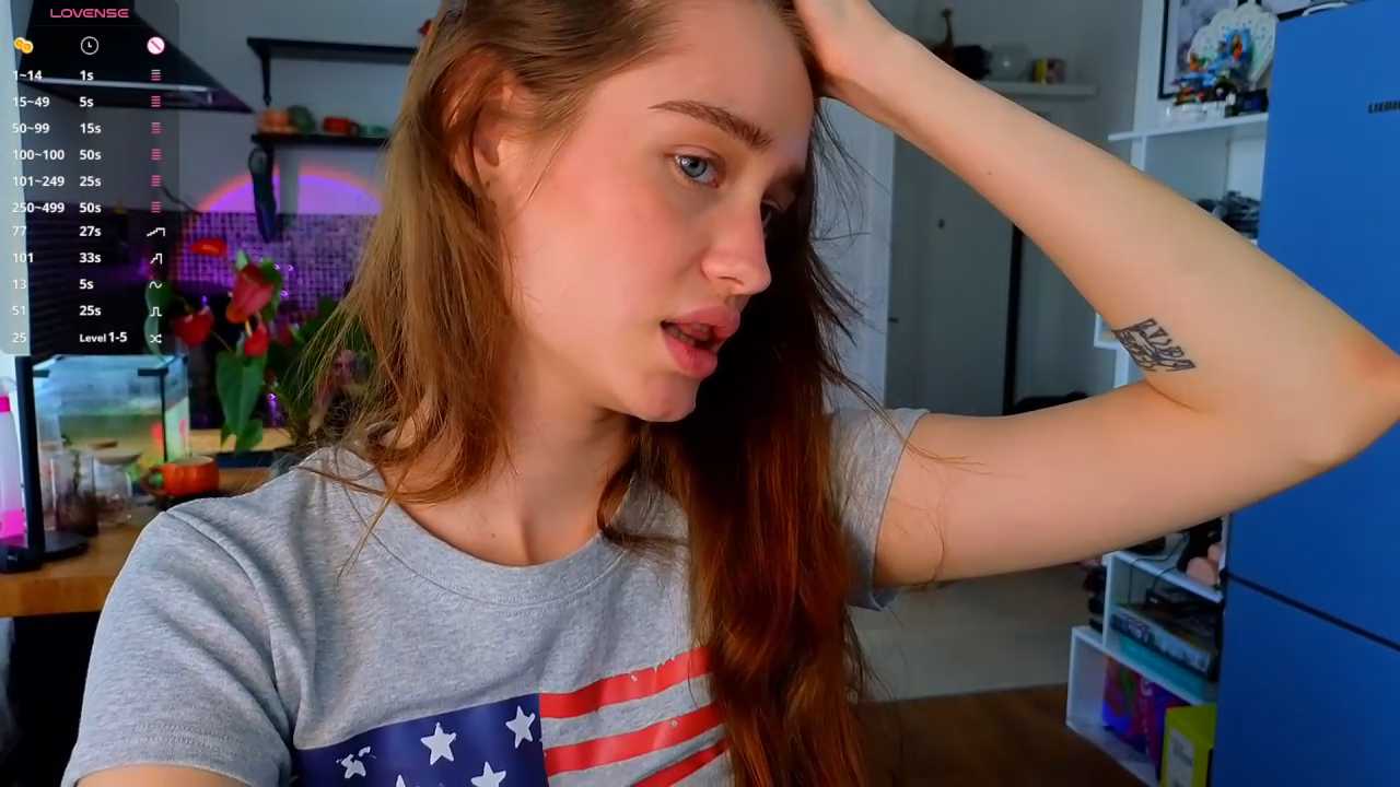 AliviaWithLove cam recording