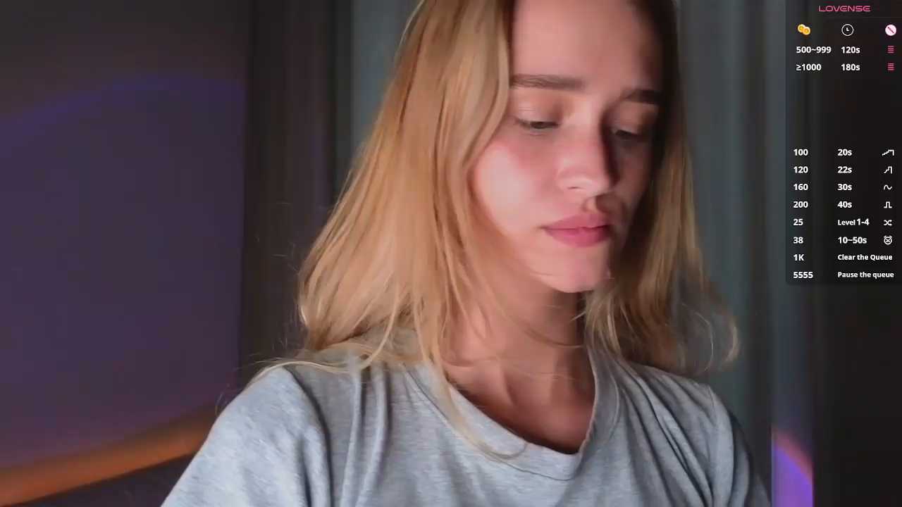 AliviaWithLove cam recording