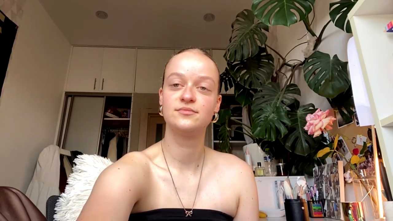 AllineSummerfield cam recording