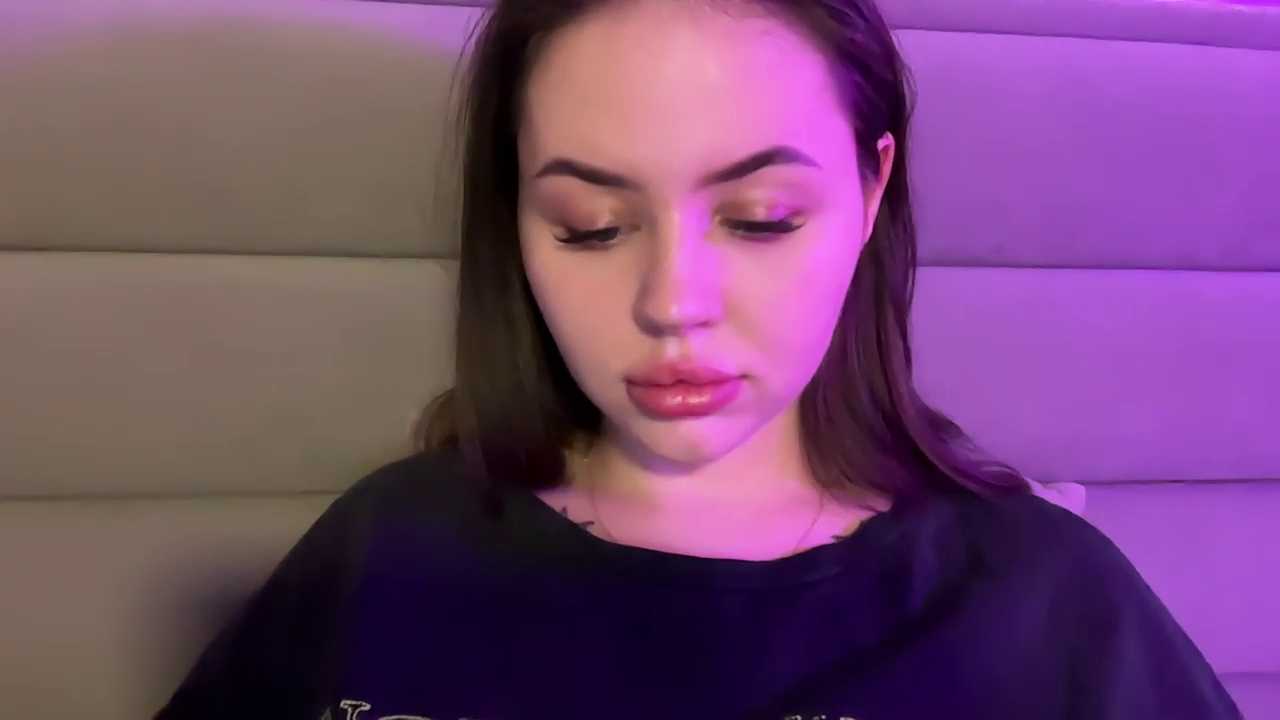 AlmaryKim cam recording