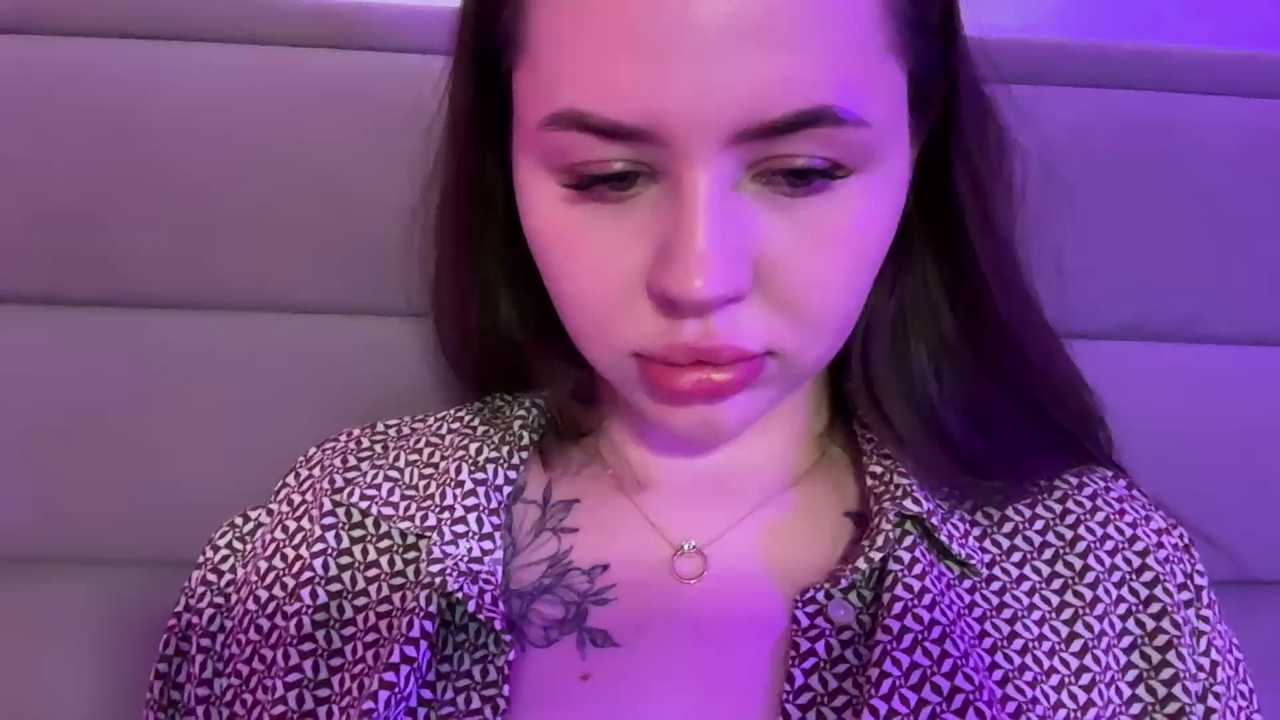 AlmaryKim cam recording