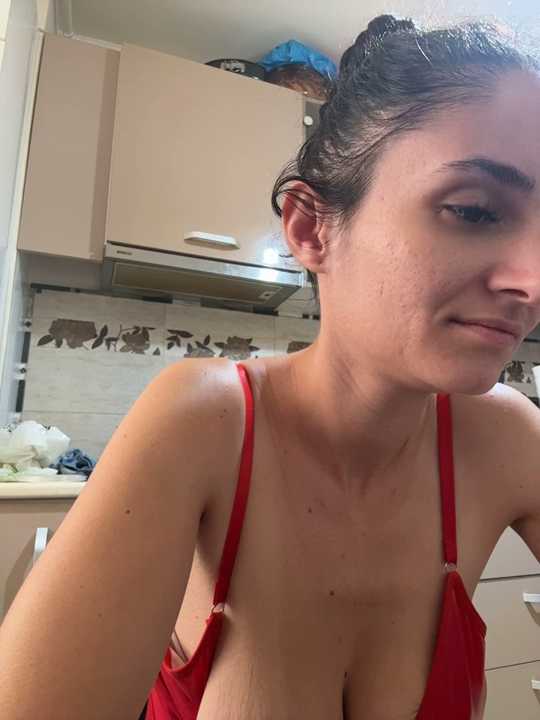 Almmaxxxx Stripchat recording – Oct 10, 2026