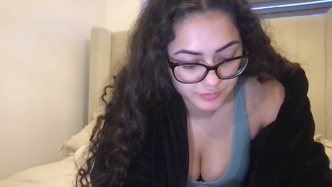 Alyiahdolll Stripchat recording – Oct 23, 2026