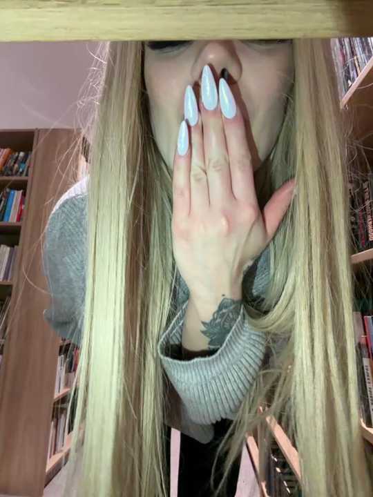 AlyssaFoxx_