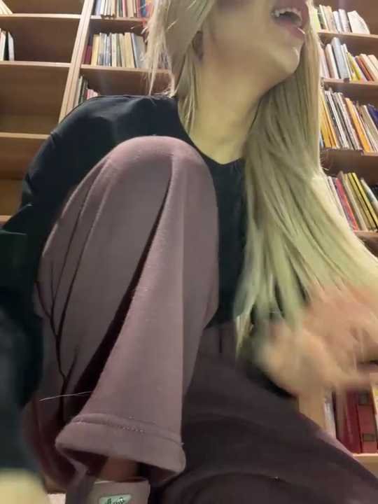 AlyssaFoxx_ Stripchat recording – Oct 13, 2026