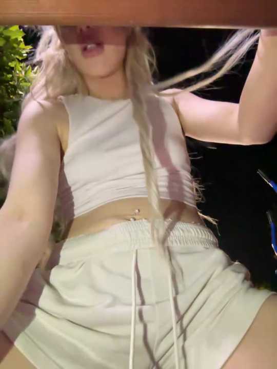 AlyssaFoxx_