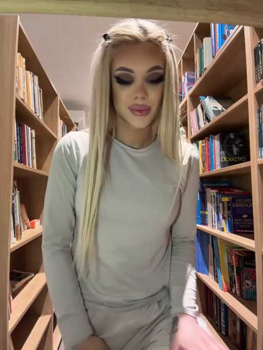 AlyssaFoxx_ Stripchat recording – Oct 21, 2026