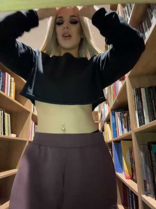 AlyssaFoxx_
