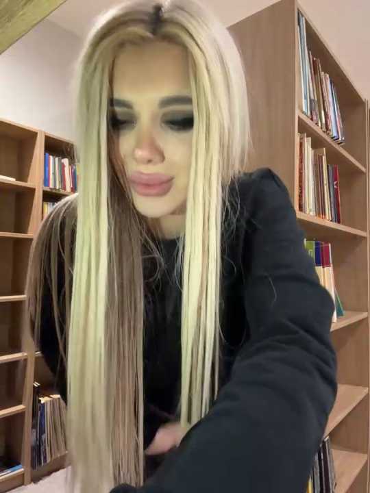 AlyssaFoxx_ Stripchat recording – Oct 14, 2026