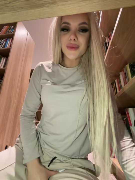 AlyssaFoxx_