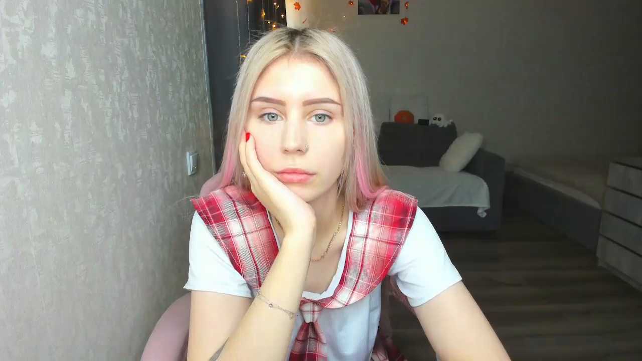 Amelia1Ivory