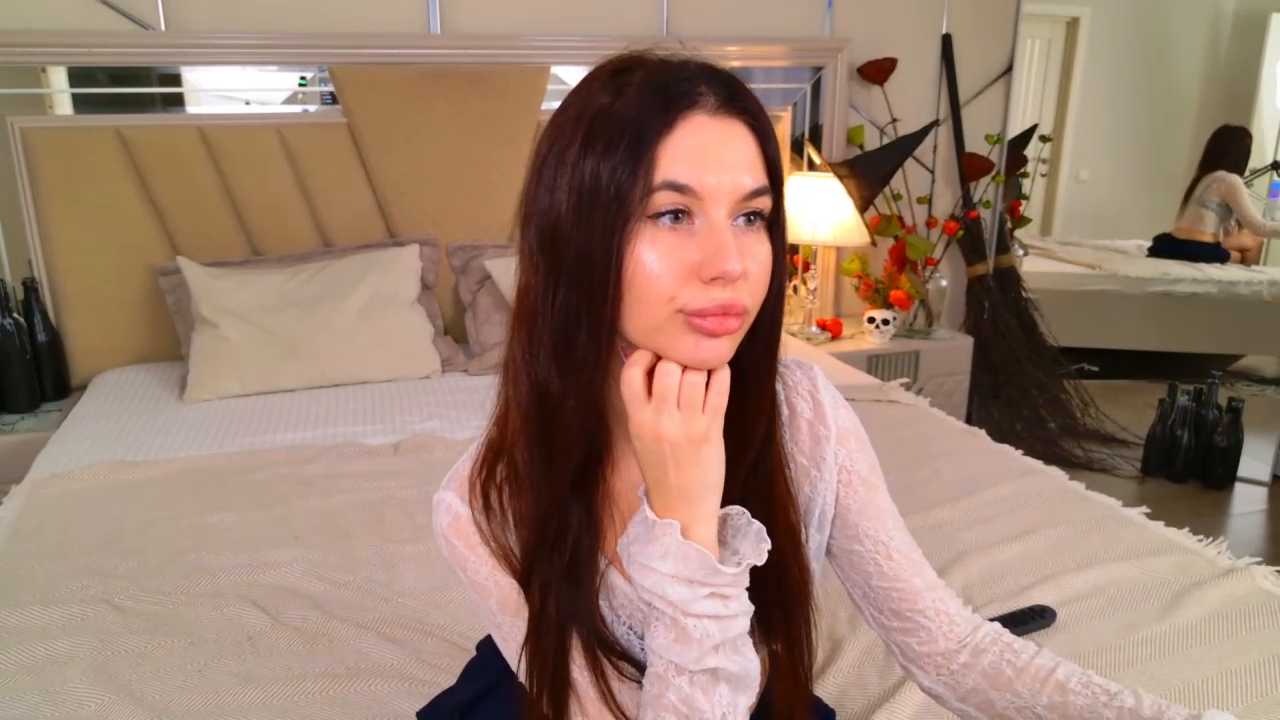 AmeliaMour Stripchat recording – Oct 21, 2026
