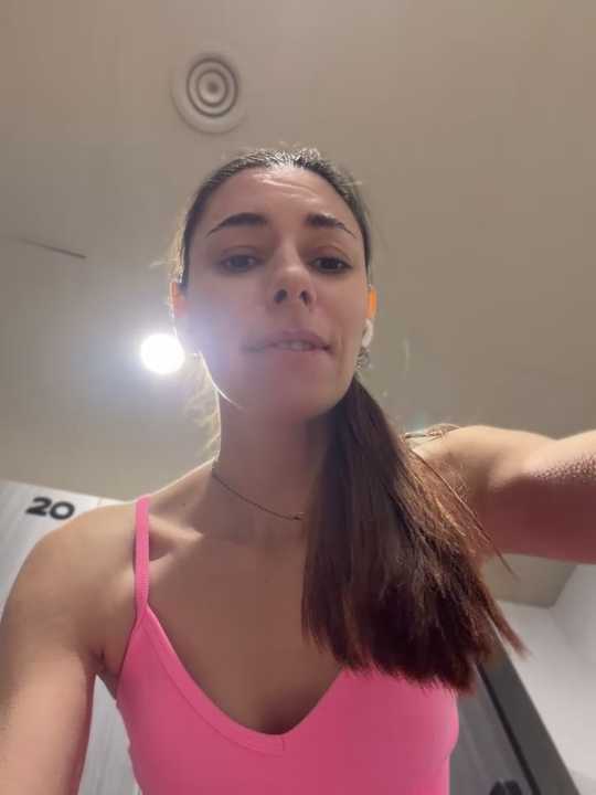 AmelieCrystal Stripchat recording – Oct 22, 2026