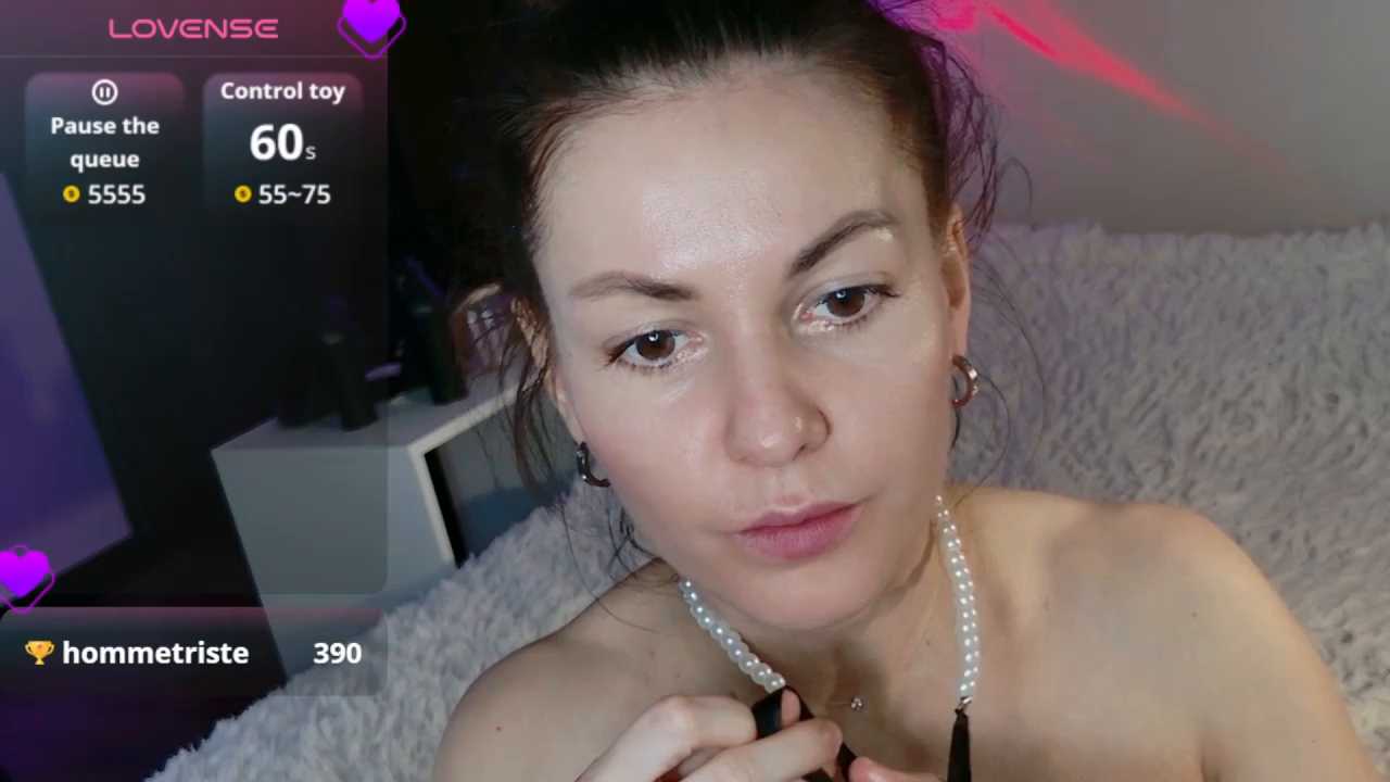 AmelinaCrystal cam recording
