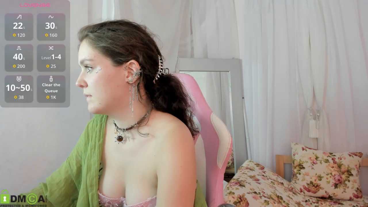 Amelya_Wood cam recording