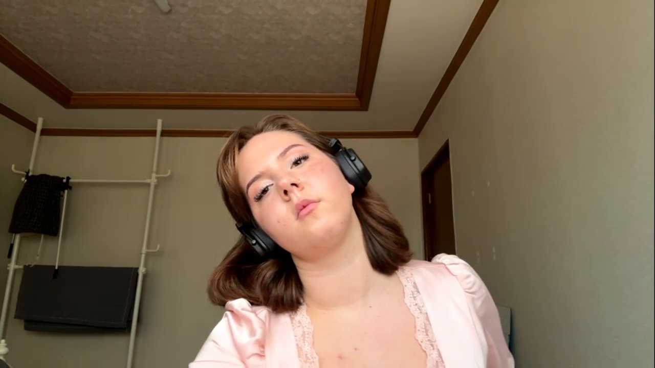 AmieOkuniewski cam recording
