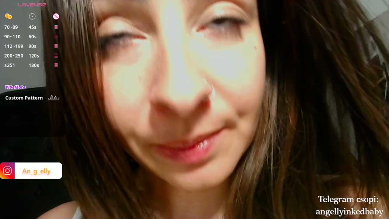 An_g_elly cam recording